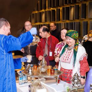 Opening events of the Cultural Diversity Year culminated with the handover of the theme year title at the Tallinn College of Music and Ballet (Raul Mee, Kristi Sits).